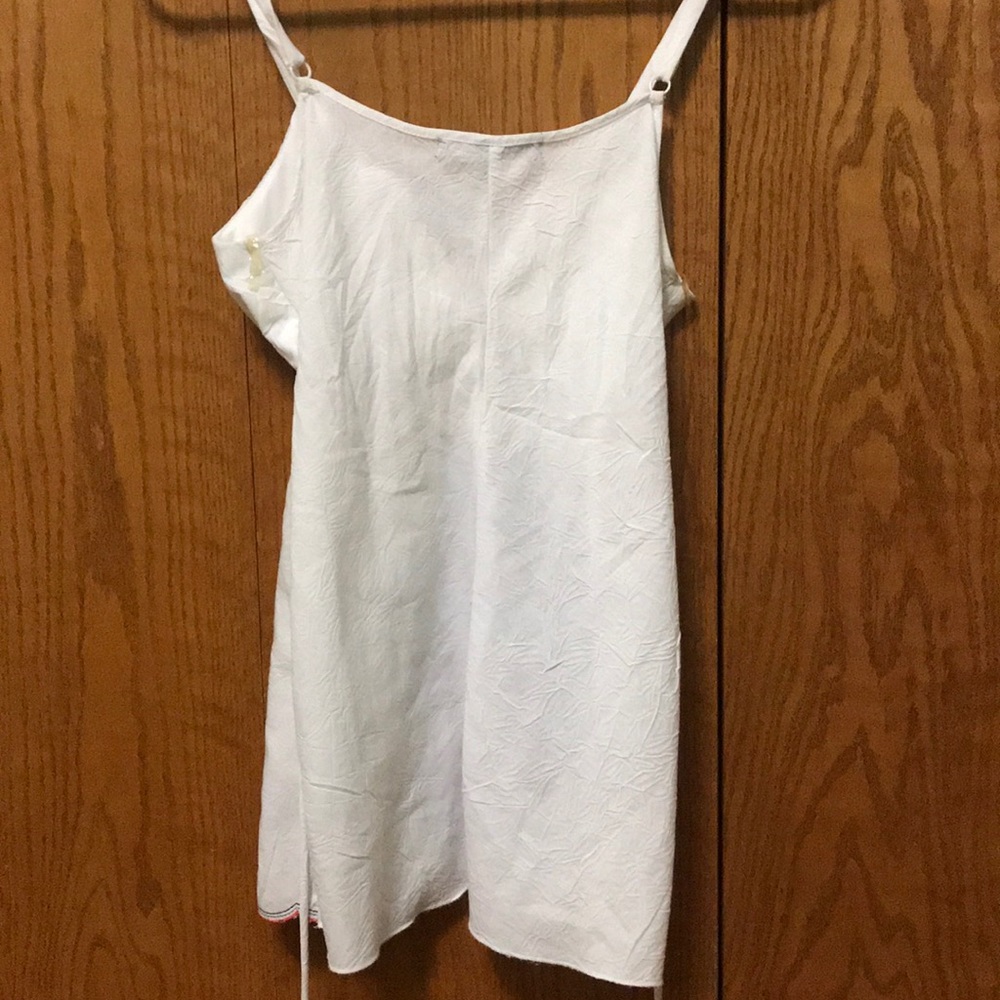 Embroidered tank - Picture 4 of 5